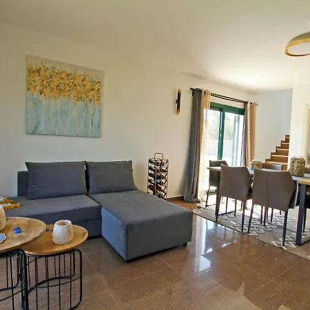 Villa Amalthea Villa *